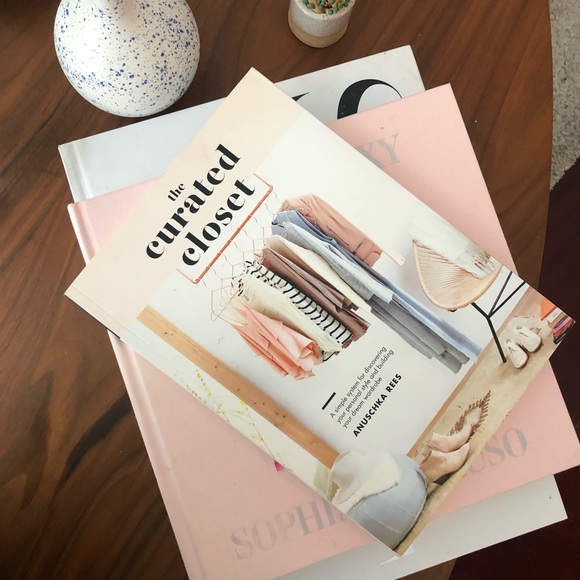 The Curated Closet Book - Picture 4 of 5